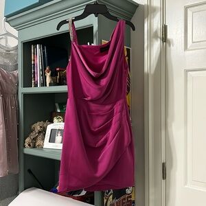 Do+Be scoop neck, sleeveless, fitted, cocktail dress.